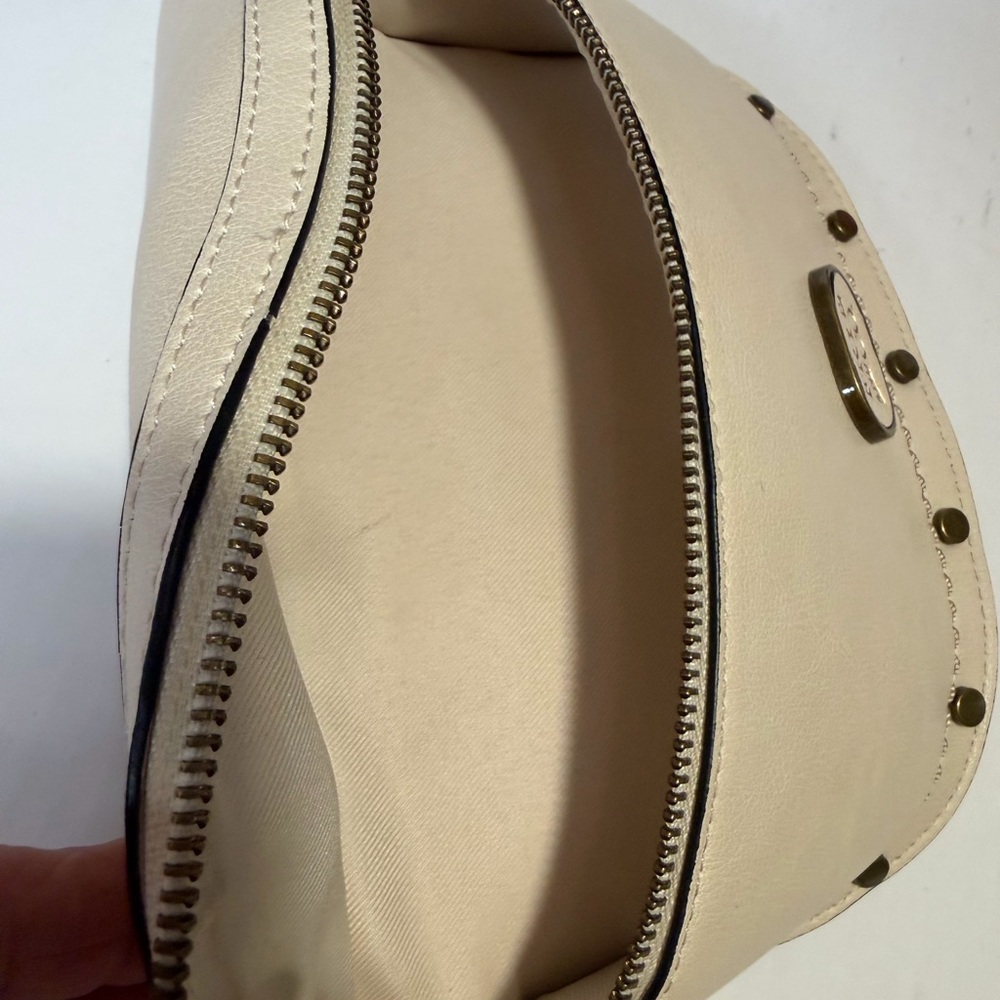 FRYE AND CO. Beige FannyPack with Gold Accents - Picture 3 of 6
